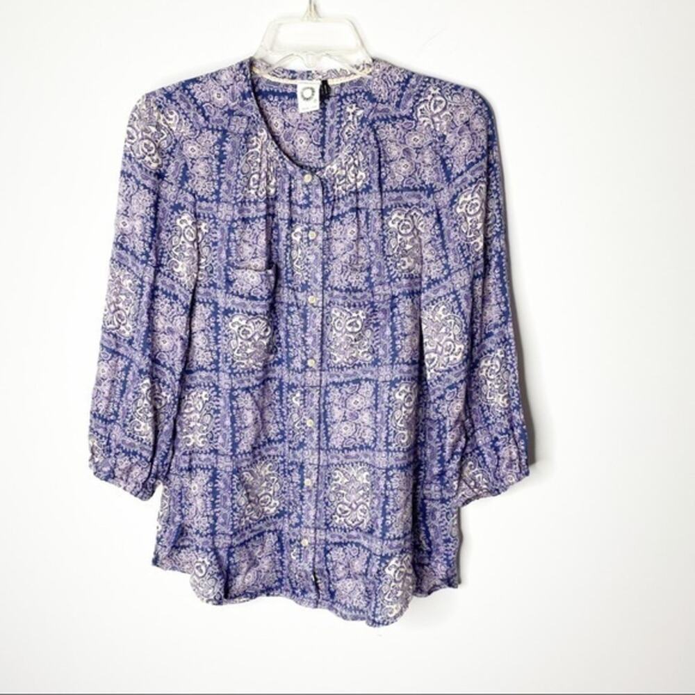 Anthropologie Akemi + Kin Purple Floral 100% Viscose Button Front Blouse Sz XS